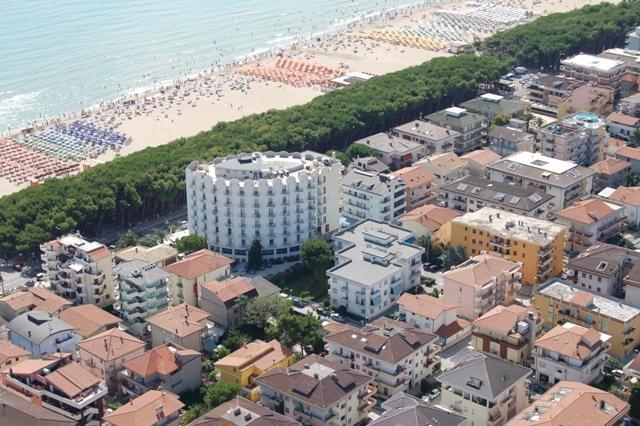 Hotel Lido Alba Adriatica Extérieur photo