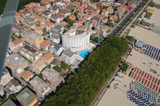 Hotel Lido Alba Adriatica Extérieur photo