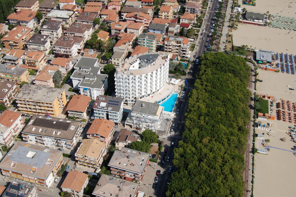 Hotel Lido Alba Adriatica Extérieur photo